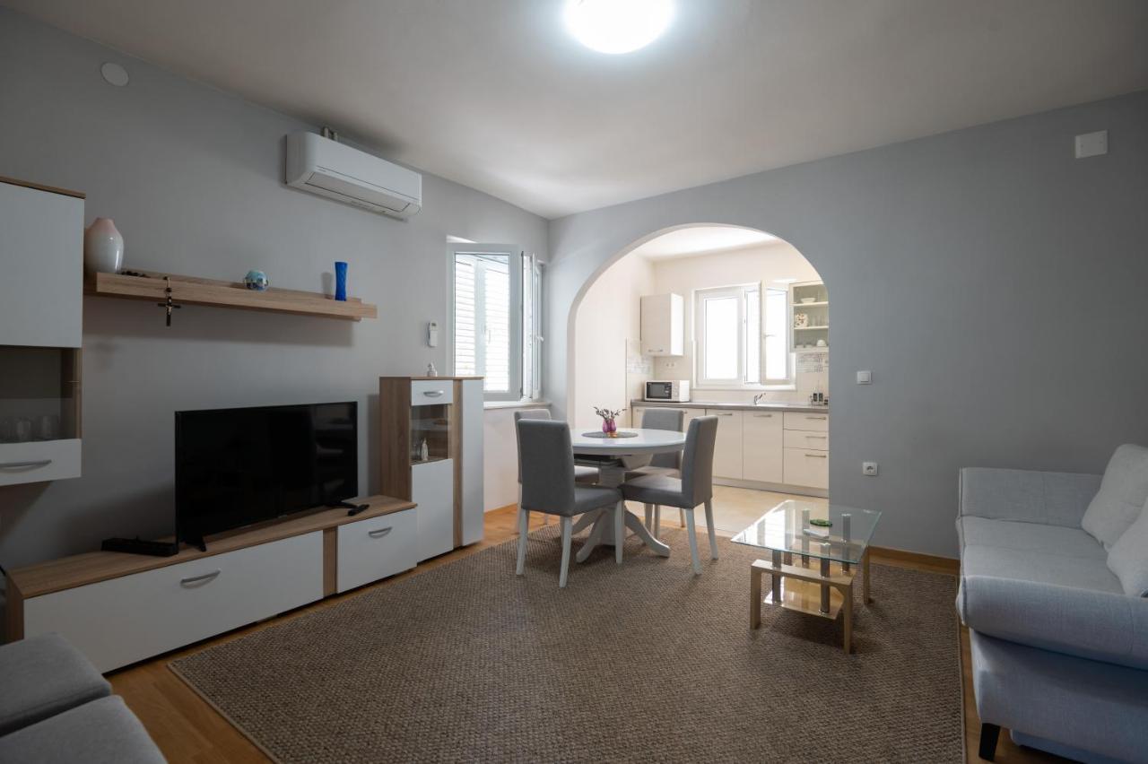 Modern Apartment Edda - Quiet Area - Close To Old Town And Beaches Zadar Dış mekan fotoğraf