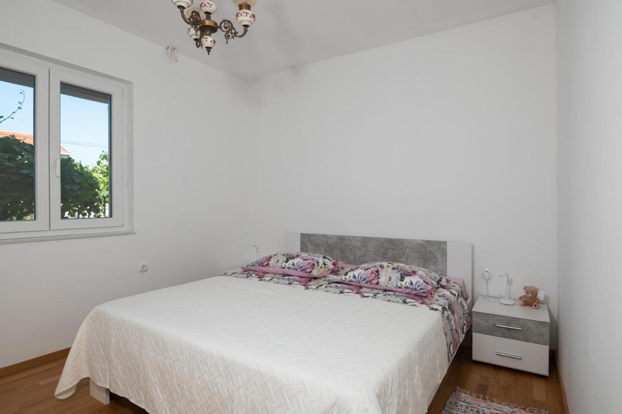 Modern Apartment Edda - Quiet Area - Close To Old Town And Beaches Zadar Dış mekan fotoğraf