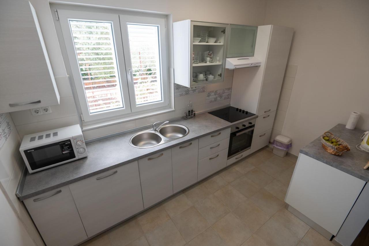 Modern Apartment Edda - Quiet Area - Close To Old Town And Beaches Zadar Dış mekan fotoğraf